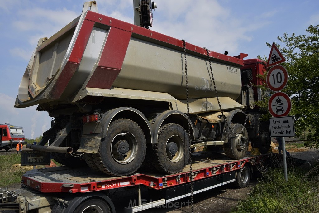 Schwerer VU LKW Zug Bergheim Kenten Koelnerstr P566.JPG - Miklos Laubert